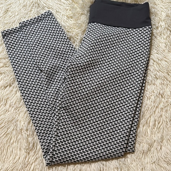 Workout Leggings - Picture 5 of 6